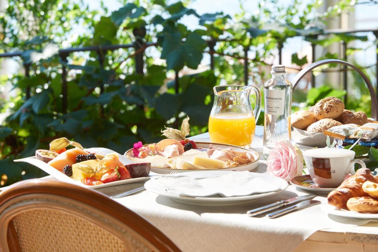 Hotel Ristorante Sogno San Felice del Benaco Kültér fotó